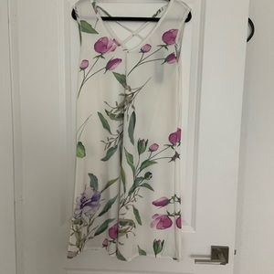 NWT Lily White Floral Print Dress Size L
